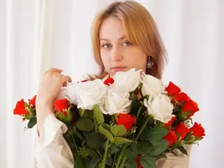 Online LeilaDenner