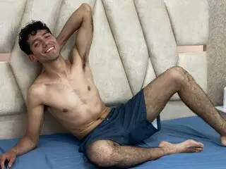 Nude JonasGomez